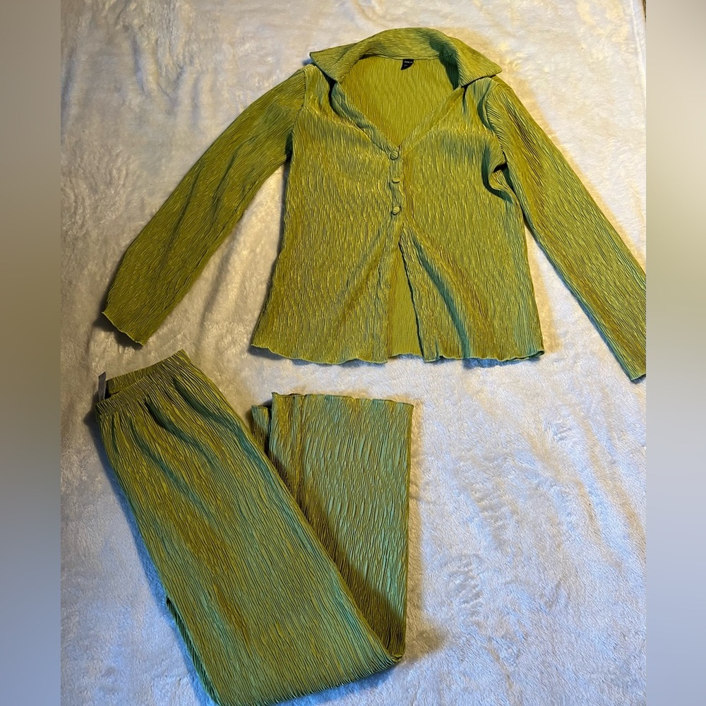 2 piece set